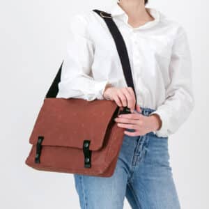 WREN Messenger Bag Brick 1