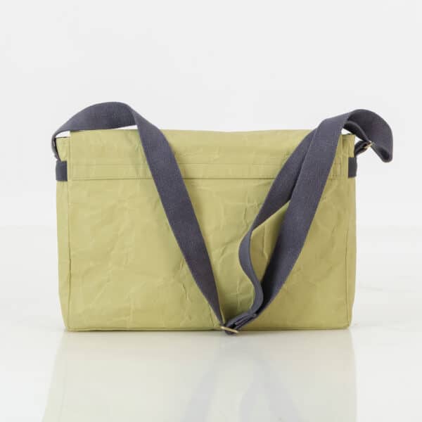 WREN Messenger Bag Olive 2 scaled